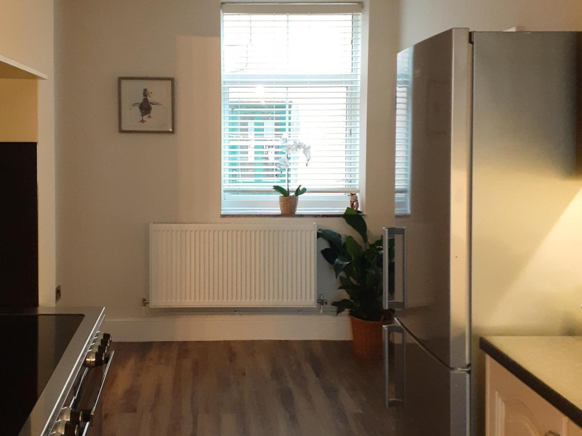 Heath View Villa Cheddleton Bagian luar foto