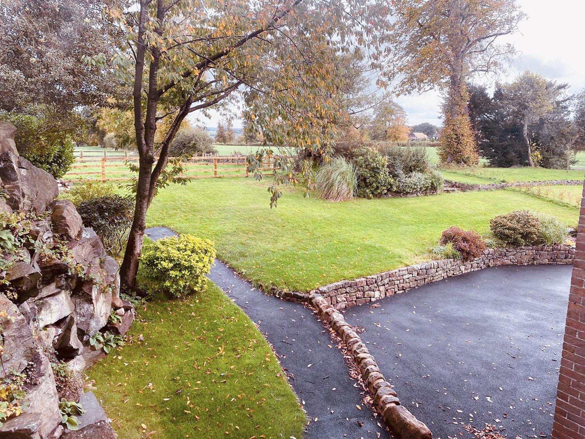 Heath View Villa Cheddleton Bagian luar foto